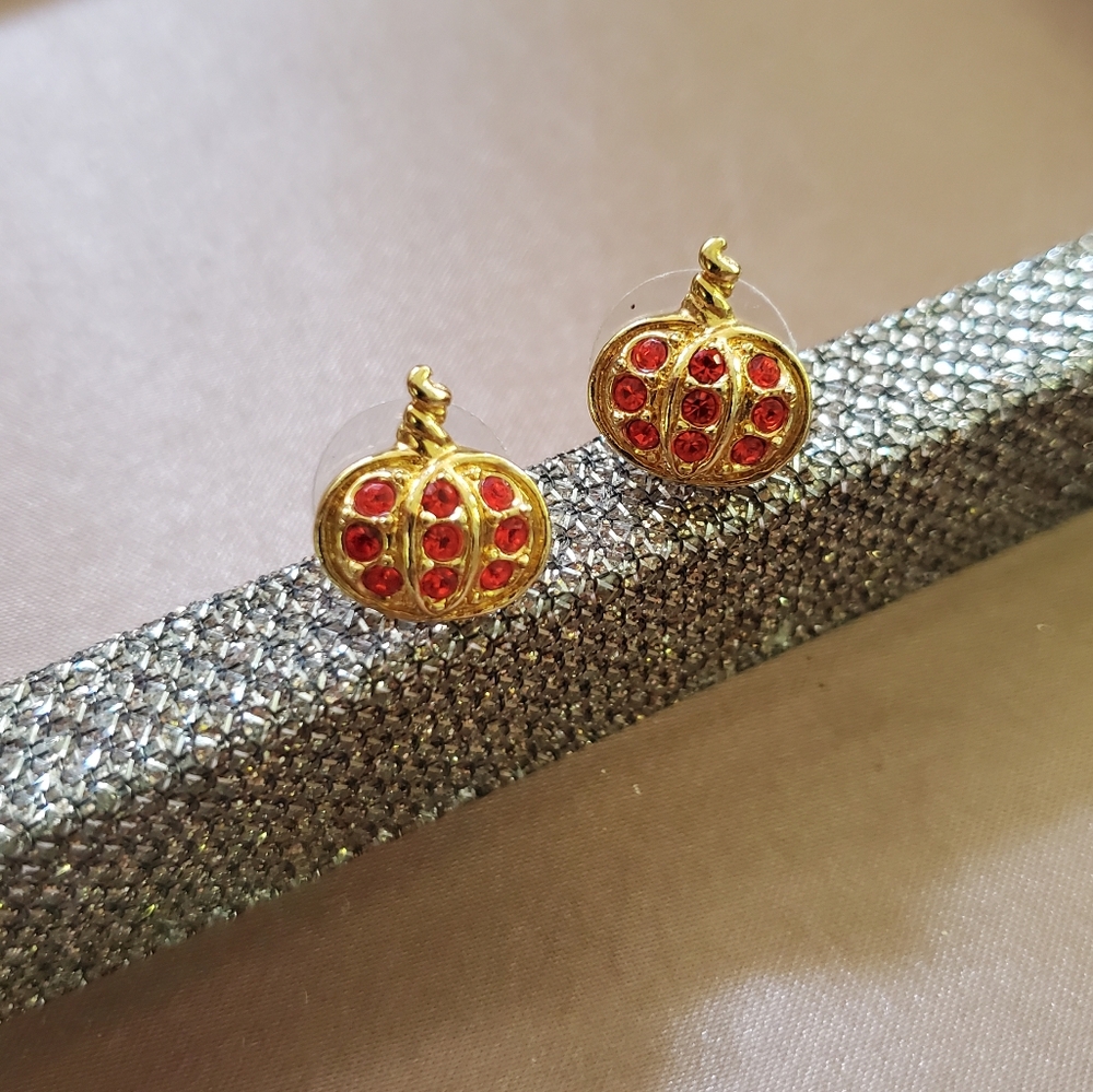 Gold Tone Pumpkin Stud Earrings